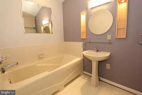 Bath - 2210 W Palace Green Ter W, Frederick, MD 21702 photo 2 of 3