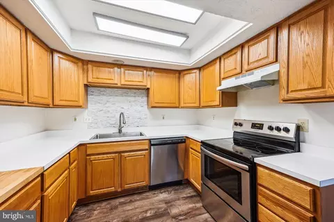 Kitchen - 6431 Tarrington Ct, Frederick, MD 21703 photo 1 of 3