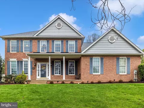 Exterior - 2420 Cobblestone Way, Frederick, MD 21702 photo 2 of 7