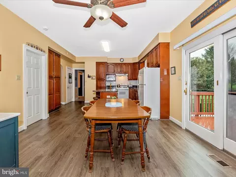 Dining - 2420 Cobblestone Way, Frederick, MD 21702 photo 4 of 4