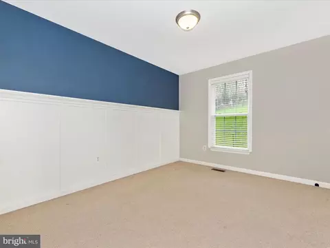 Bedroom - 2233 W Greenleaf Dr, Frederick, MD 21702 photo 4 of 6
