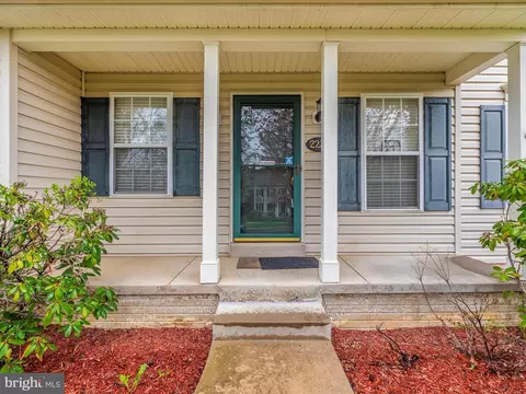 Exterior - 2233 W Greenleaf Dr, Frederick, MD 21702 photo 2 of 11