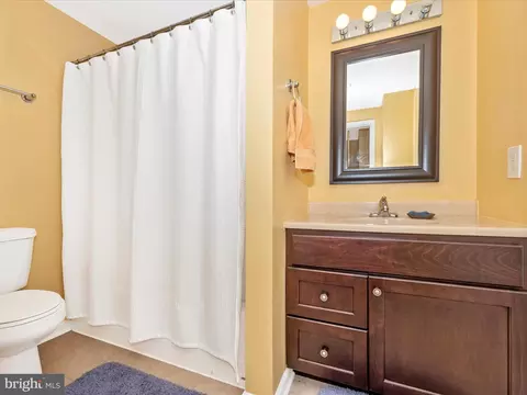 Bath - 2233 W Greenleaf Dr, Frederick, MD 21702 photo 5 of 5