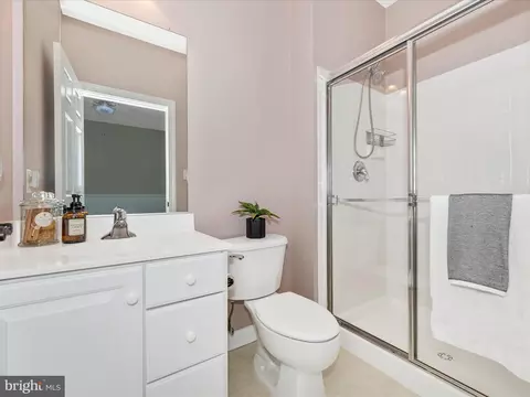 Bath - 3608 John Simmons Ct, Frederick, MD 21704 photo 4 of 8