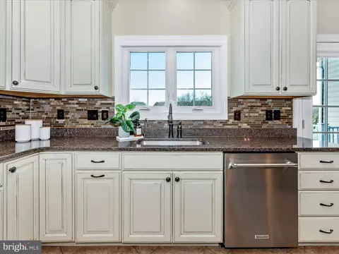 Kitchen - 3608 John Simmons Ct, Frederick, MD 21704 photo 7 of 9