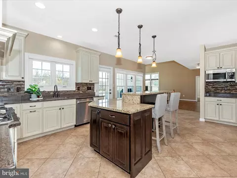 Kitchen - 3608 John Simmons Ct, Frederick, MD 21704 photo 6 of 9