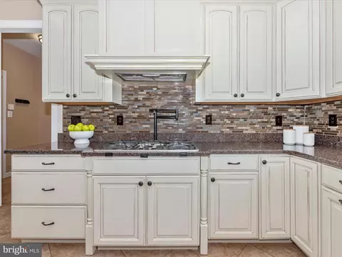 Kitchen - 3608 John Simmons Ct, Frederick, MD 21704 photo 4 of 9