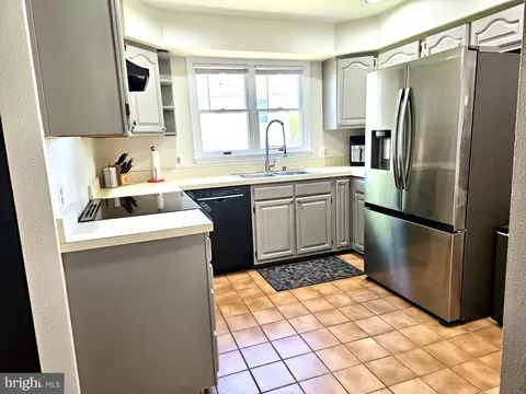 Kitchen - 591 Winterspice Dr, Frederick, MD 21703 photo 3 of 4