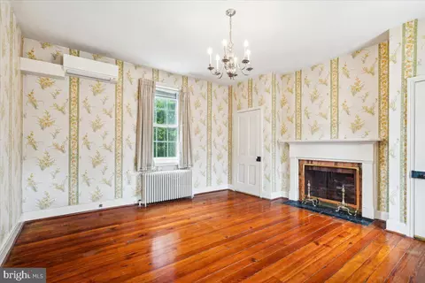 Bedroom - 101 E 2nd St, Frederick, MD 21701 photo 1 of 5