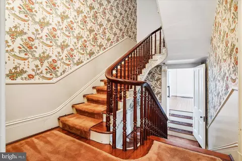 Entry Way - 101 E 2nd St, Frederick, MD 21701 photo 4 of 8