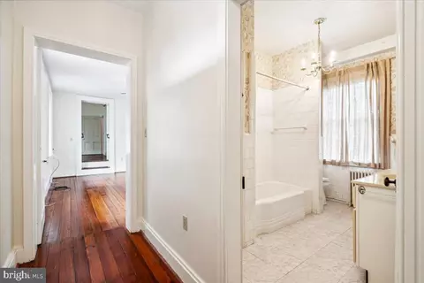 Entry Way - 101 E 2nd St, Frederick, MD 21701 photo 5 of 8
