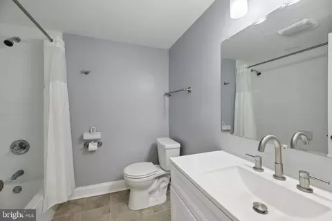 Bath - 1844 Millstream Dr, Frederick, MD 21702 photo 1 of 1