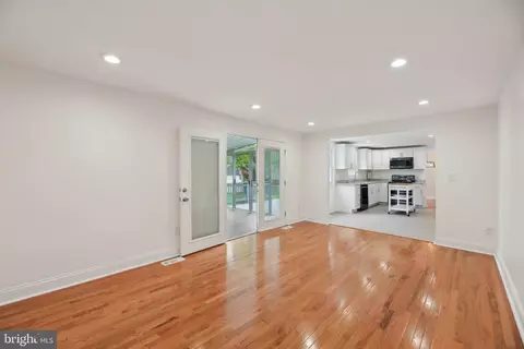 Living - 1844 Millstream Dr, Frederick, MD 21702 photo 4 of 7