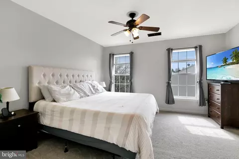 Bedroom - 2024 Sumner Dr, Frederick, MD 21702 photo 1 of 5