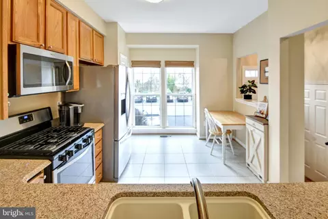 Kitchen - 2024 Sumner Dr, Frederick, MD 21702 photo 3 of 3
