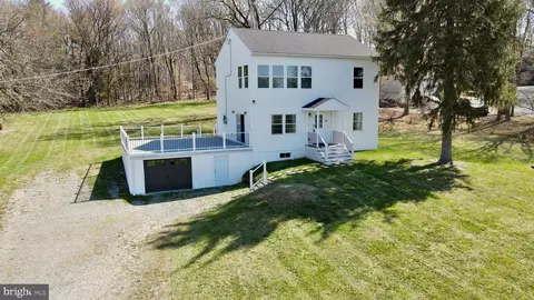 8511 Water Street Rd, Walkersville, MD 21793
