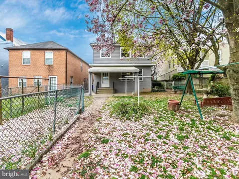 Exterior - 307 E 3rd St, Frederick, MD 21701 photo 5 of 13
