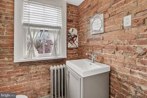 Bath - 311 E 3rd St, Frederick, MD 21701 photo 3 of 4