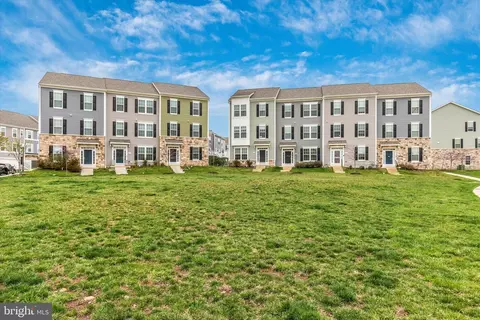6234 Davinci St, Frederick, MD 21703 photo 3