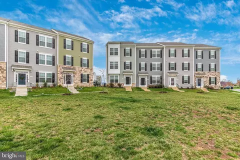 6234 Davinci St, Frederick, MD 21703