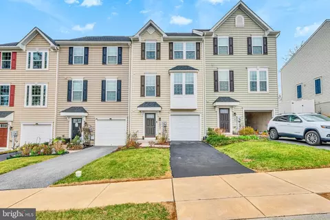 5803 Barts Way, Frederick, MD 21704