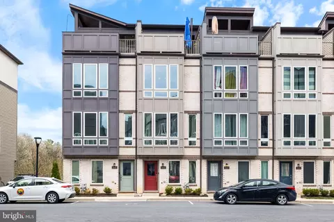 1524 Trafalgar Ln, Frederick, MD 21701