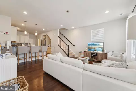 7101 Macon St, Frederick, MD 21703 photo 7