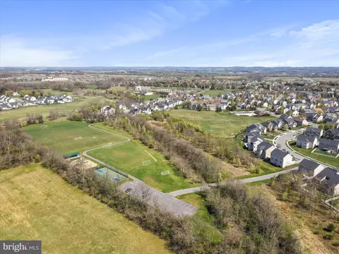 View/Area - 1915 Moran Dr, Frederick, MD 21702 photo 18 of 20