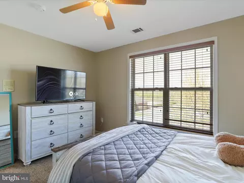 Bedroom - 1915 Moran Dr, Frederick, MD 21702 photo 6 of 13