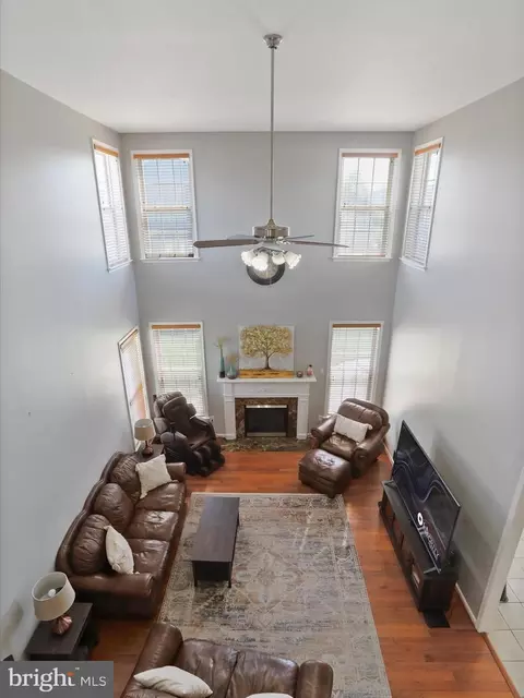 Entry Way - 1915 Moran Dr, Frederick, MD 21702 photo 10 of 11