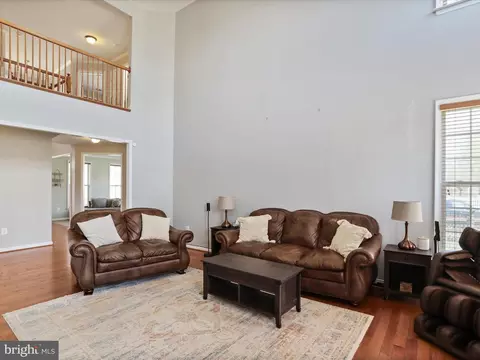 Living - 1915 Moran Dr, Frederick, MD 21702 photo 3 of 9
