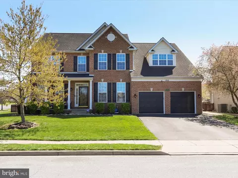 1915 Moran Dr, Frederick, MD 21702