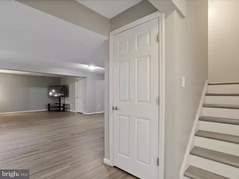 Entry Way - 1915 Moran Dr, Frederick, MD 21702 photo 11 of 11