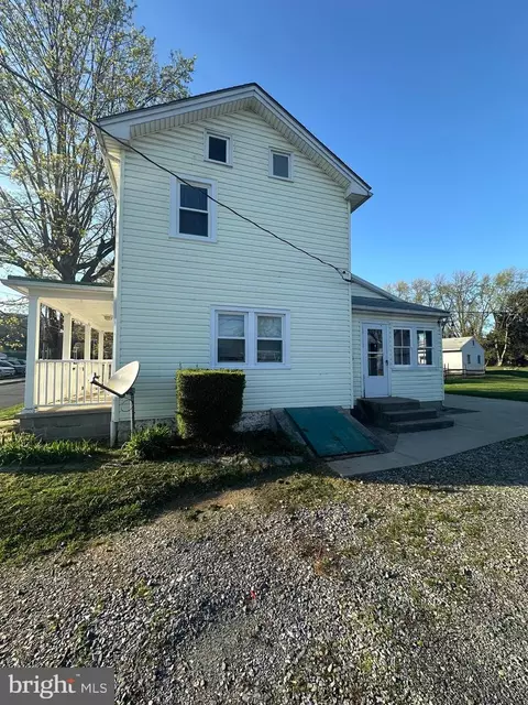 Exterior - 7 E Moser Rd, Thurmont, MD 21788 photo 2 of 4