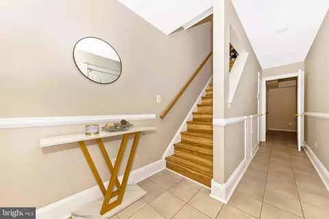 5701 Chase Ct, Frederick, MD 21703 photo 3