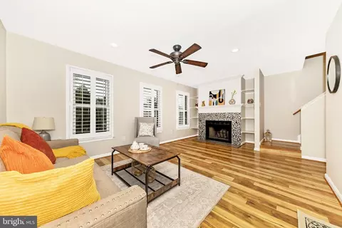 5701 Chase Ct, Frederick, MD 21703 photo 5