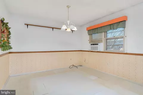 7303 W Springbrook Ct, Middletown, MD 21769 photo 10