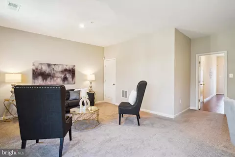 8463 Bald Eagle Ln, Frederick, MD 21704 photo 7