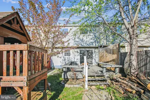 Exterior - 1702 Carriage Ct, Frederick, MD 21702 photo 11 of 12