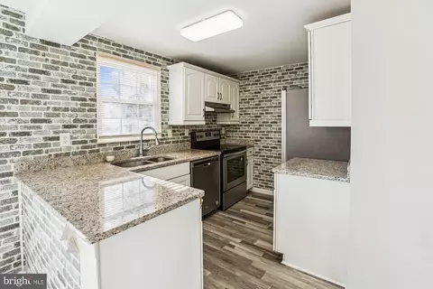 Kitchen - 1702 Carriage Ct, Frederick, MD 21702 photo 2 of 3