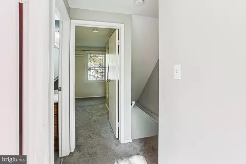 Entry Way - 1702 Carriage Ct, Frederick, MD 21702 photo 5 of 6