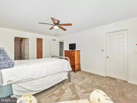 Bedroom - 8149 Claiborne Dr, Frederick, MD 21702 photo 6 of 10