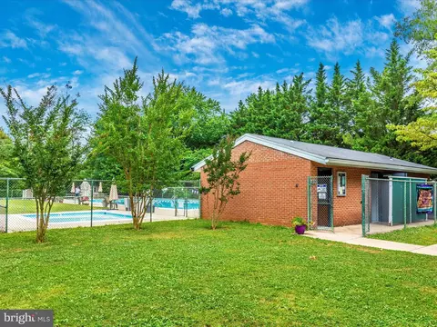 Exterior - 8149 Claiborne Dr, Frederick, MD 21702 photo 19 of 20