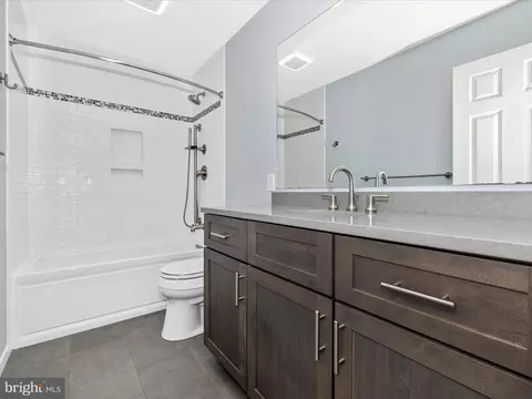 Bath - 8149 Claiborne Dr, Frederick, MD 21702 photo 3 of 3