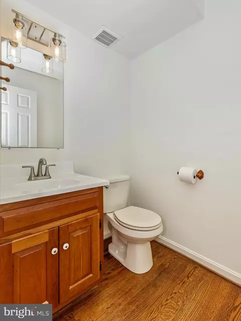 Bath - 8149 Claiborne Dr, Frederick, MD 21702 photo 1 of 3