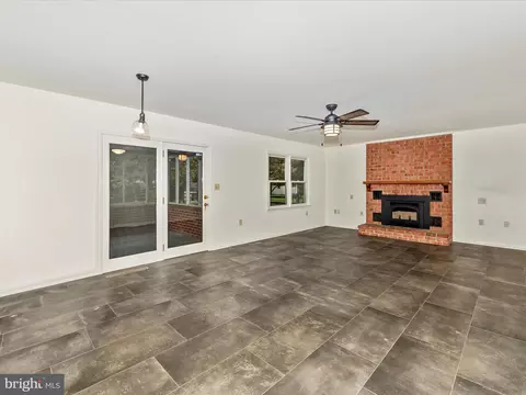 Living - 8149 Claiborne Dr, Frederick, MD 21702 photo 5 of 7