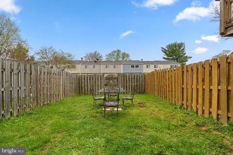 Exterior - 1724 Heather Ln, Frederick, MD 21702 photo 2 of 5