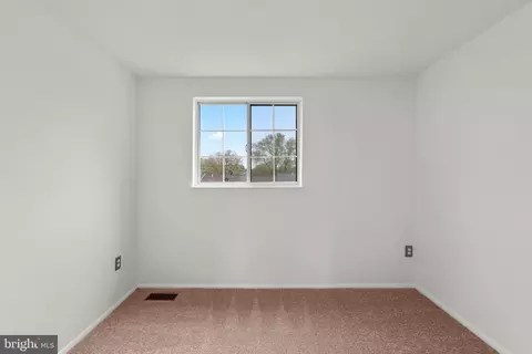 Bedroom - 1724 Heather Ln, Frederick, MD 21702 photo 4 of 5