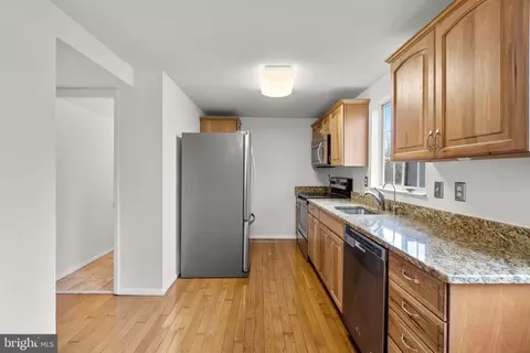 Kitchen - 1724 Heather Ln, Frederick, MD 21702 photo 1 of 3