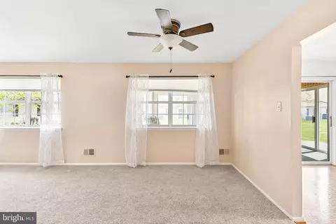 Living - 5673 Crabapple Dr, Frederick, MD 21703 photo 3 of 3